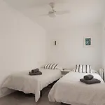 Lets Holidays White With Terrace, Ac, Parking, Near *