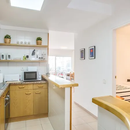 Lets Holidays White With Terrace, Ac & Parking, Near Tossa de Mar