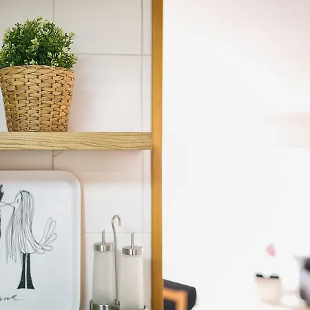 Lets Holidays White With Terrace, Ac & Parking, Near